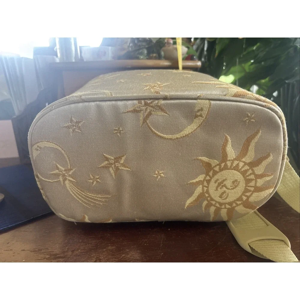 Modella extra mirror